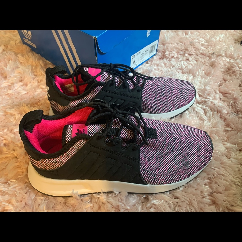 6.5Y Adidas